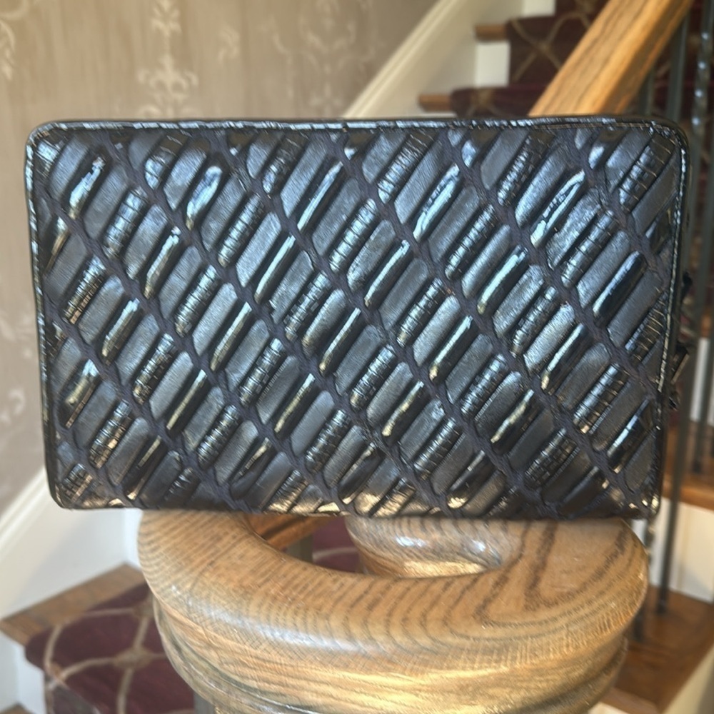 VALERIE BARAD ladies, black patent, leather clutch preowned good condition - Picture 13 of 15